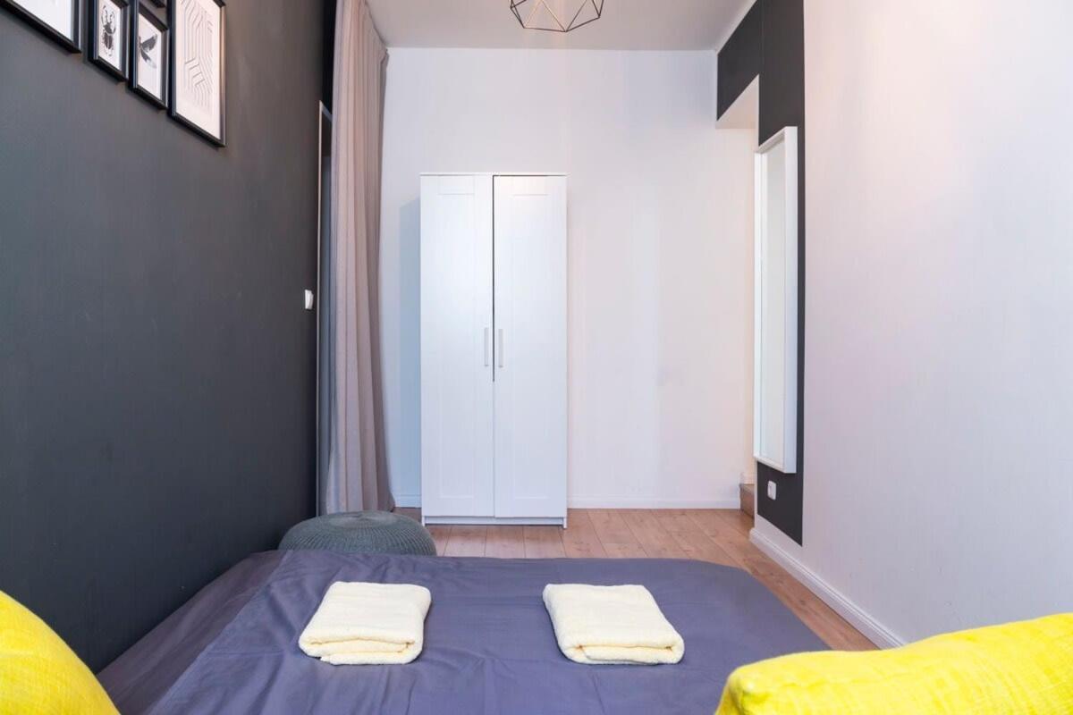 2 Bedroom In Great Location In Kreuzberg Appartement Berlijn