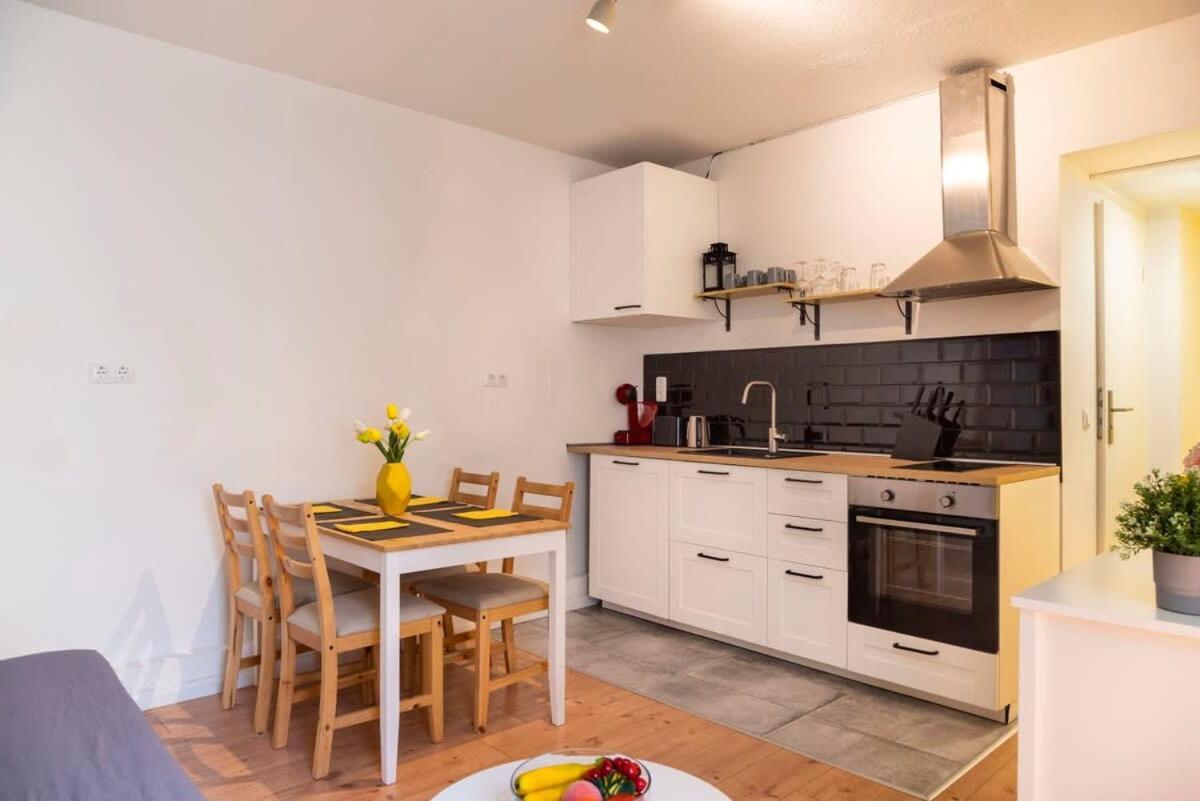Apartamento 2 Bedroom In Great Location In Kreuzberg *